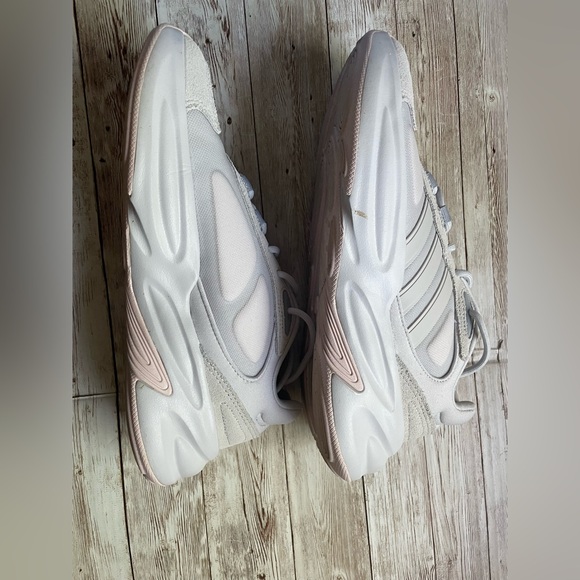 adidas OZELLE Women's Running Shoes 8 - Picture 11 of 16
